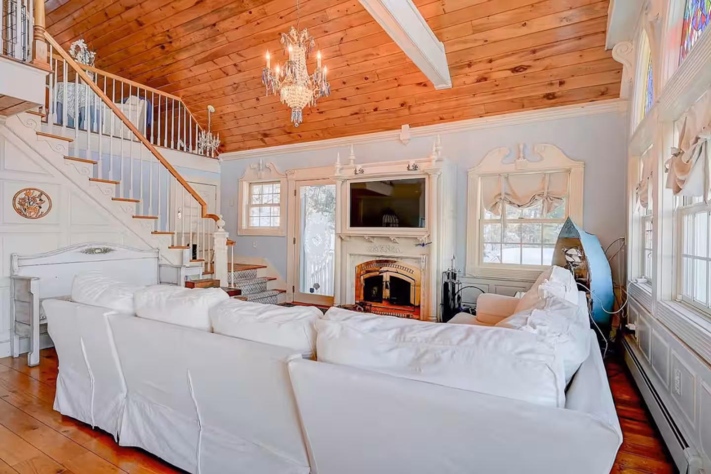 Stonewood living room detail